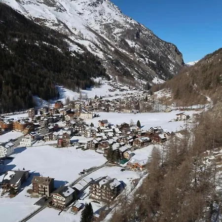 Apartment In Fee Near Slopes *