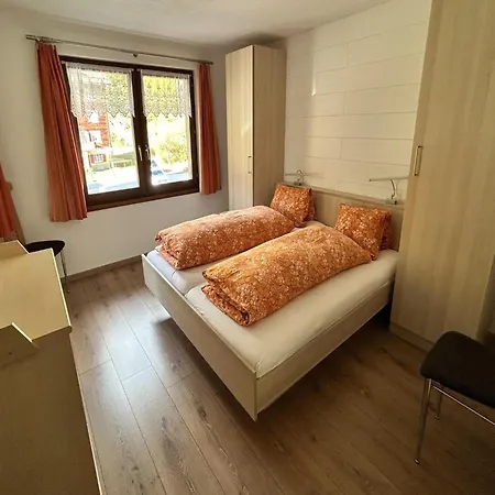 With 2 Surroundes By Meadows Apartman